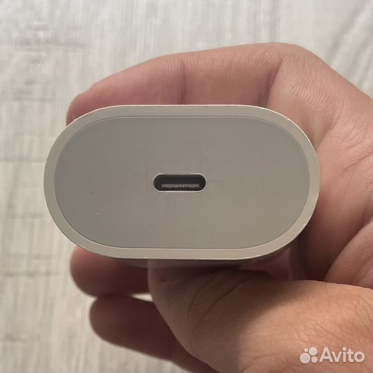 Блок для быстрой зарядки iPhone