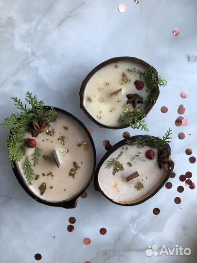 Свечи в кокосе