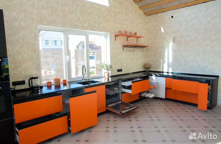 Кухонный гарнитур 