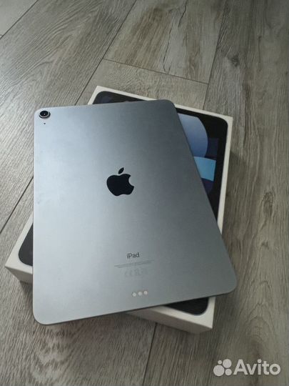 iPad Air 4 64 gb sky blue