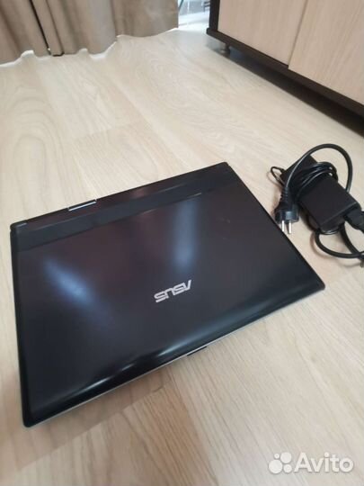 Ноутбук asus
