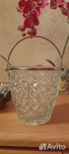 Вазы конфетницы