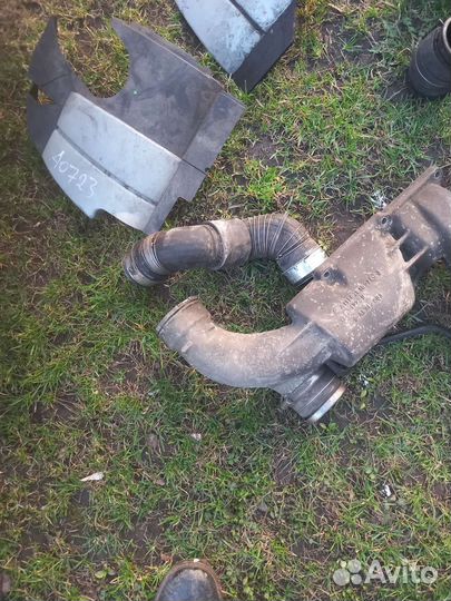 Патрубок компрессора мерседес 203