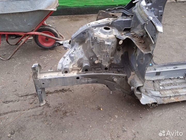 Четверть кузова передний правый Hyundai Solaris RB