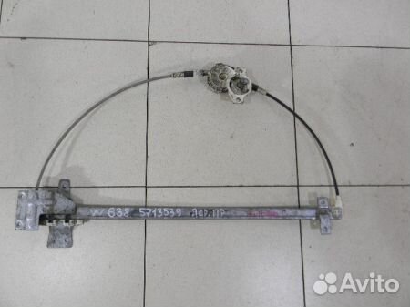 Стеклоподъемник механический передний правый