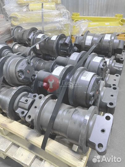 Каток поддерживающий Doosan 290LC-V 2270-6126C