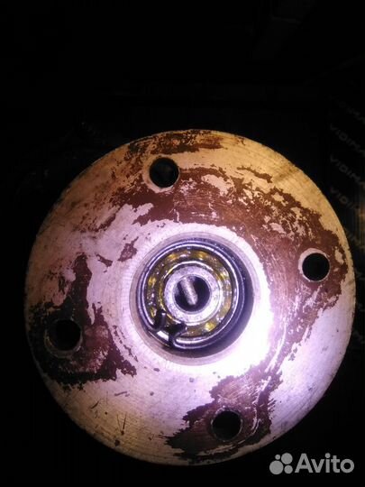 Электродвигатель с редуктором