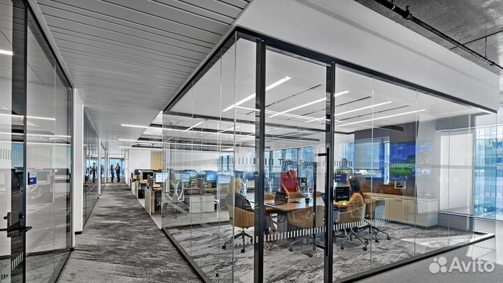 Монтаж стеклянных перегородок