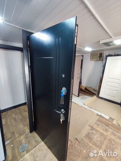 Дверь входная 11см 96я