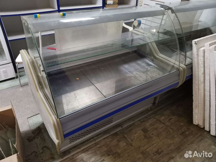 Холодильная витрина Ариада