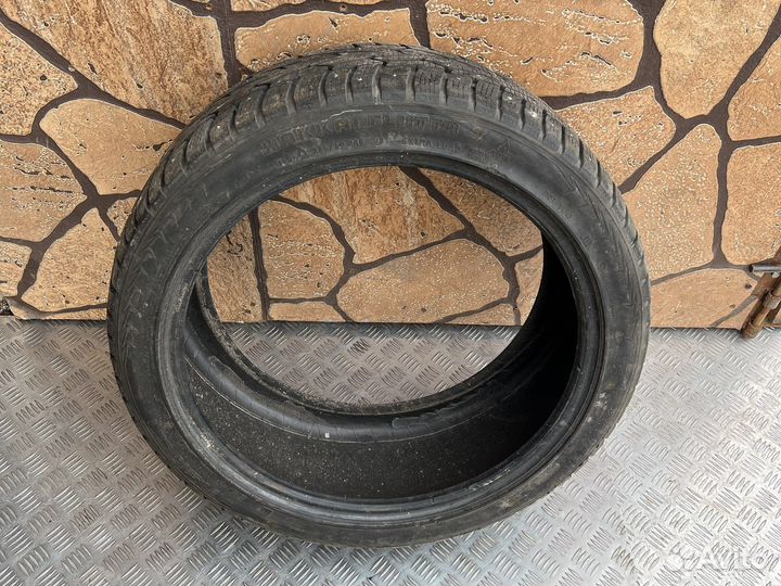 Nokian Tyres Hakkapeliitta 7 245/40 R19 98T