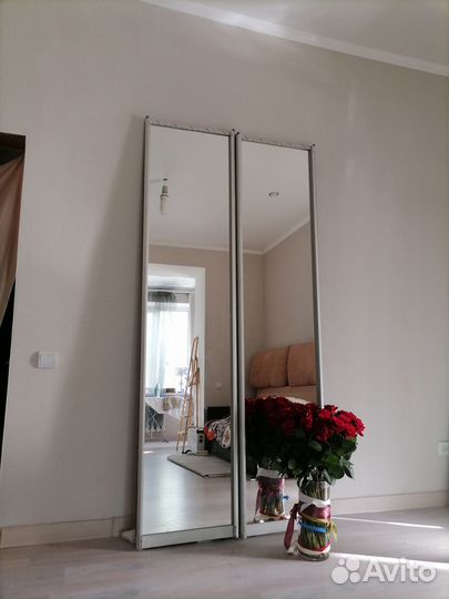 Двери купе зеркальные