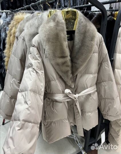 Куртка /пуховик С натуральным мехом норки