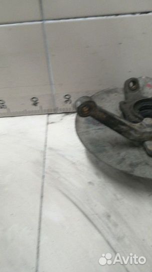 Кулак поворотный передний правый Chevrolet Niva