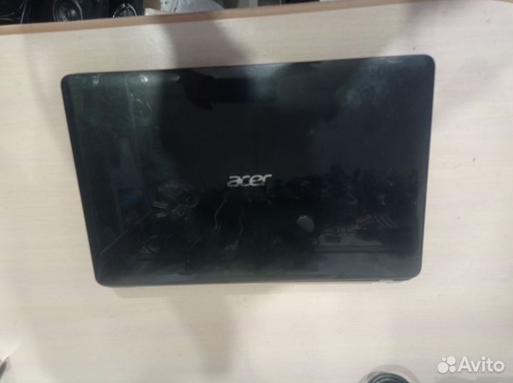 Ноутбук Acer E1-571G