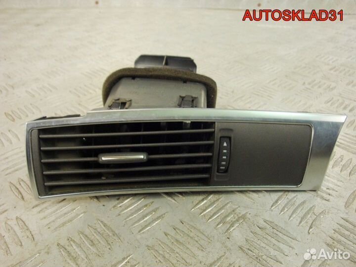 Дефлектор воздушный Audi A6 C6 4f1820901с