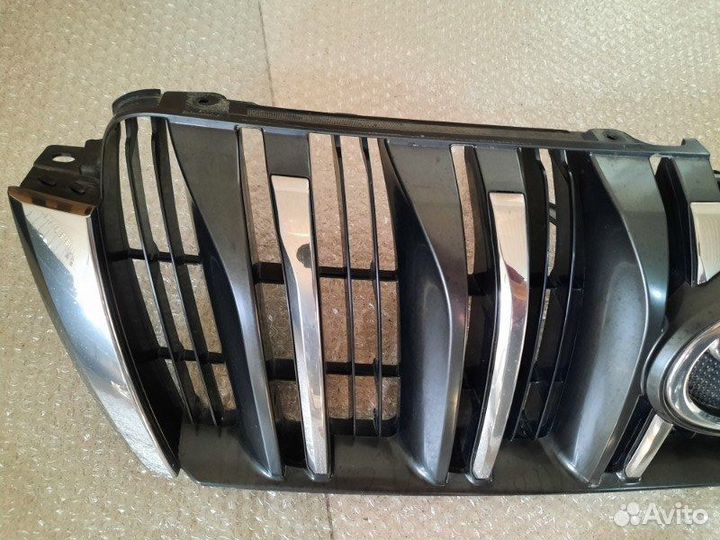 Решетка радиатора Тoyota Land Cruiser Prado 150