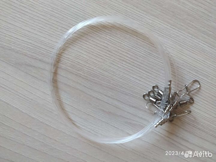 Поводки для троллинга и джига флюр