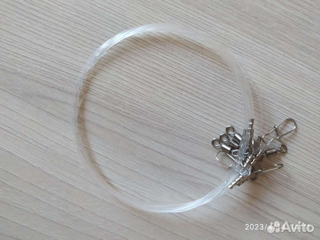 Поводки для троллинга и джига флюр