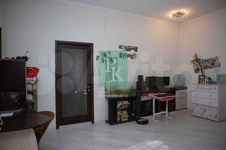 2-к. квартира, 61 м², 1/1 эт.
