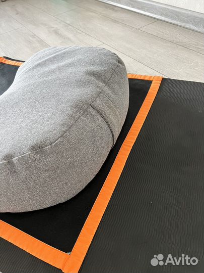 Подушка для медитации