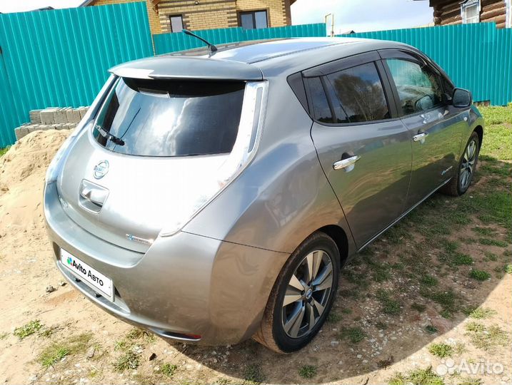 Nissan Leaf 109 л.с. AT, 2013, 130 000 км