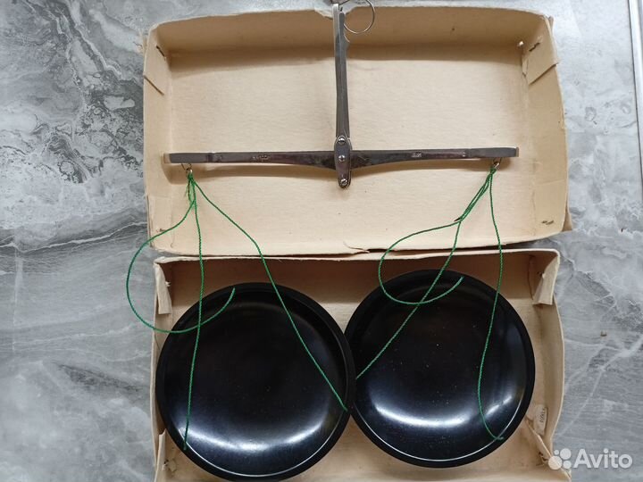 Весы равноплечие ручные СССР