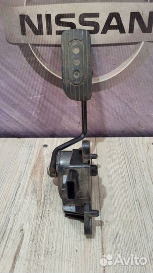 Педаль газа Nissan micra K12