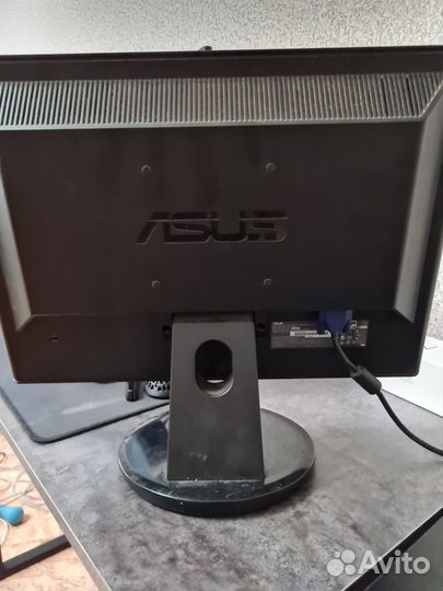 Монитор для компьютера Asus