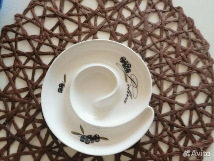 Менажница фарфоровая