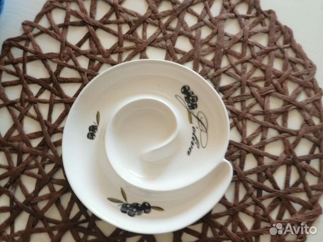 Менажница фарфоровая