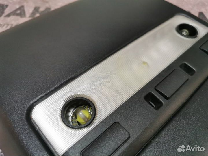 Плафон подсветки салона Bmw X5 E53 M54B30 2005