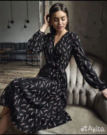 Платье Larne m