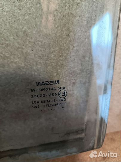 Стекло задней правой двери Nissan Qashgai J10