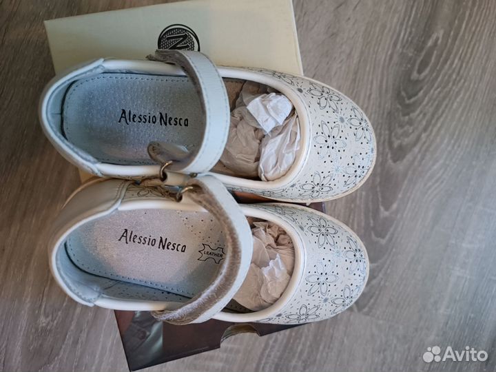 Туфли на девочку 24 размер