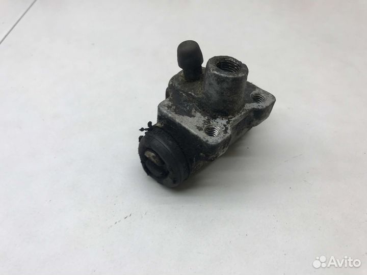 Тормозной цилиндр рабочий Honda HR-V GH1 1999 г.в