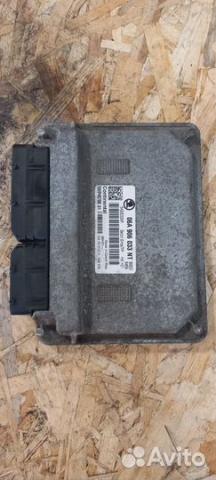 Блок управления двигателем эбу Skoda Octavia A5