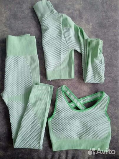 Костюм для фитнеса