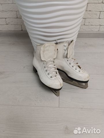 Коньки фигурные