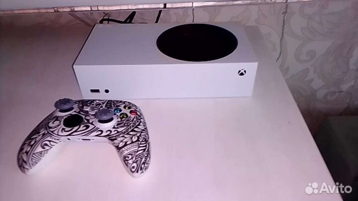 Игровая приставка xbox series s