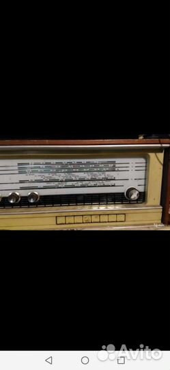 Советская радиола Кантата-203