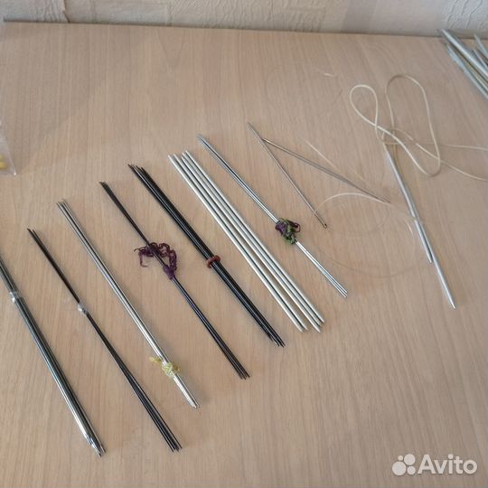 Спицы, крючки для вязания, пяльца, шерсть