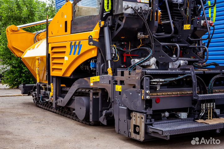 Асфальтобетоноукладчик XCMG RP603, 2022