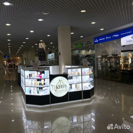 Торговый островок для косметики новый