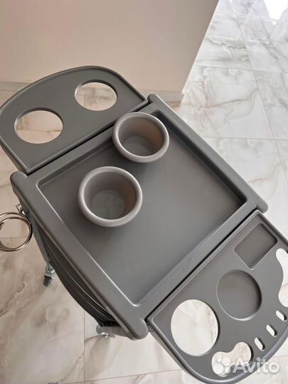 Тележка парикмахерская новая