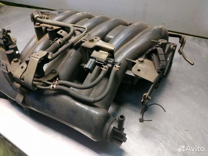 Коллектор впускной Nissan Maxima A33 VQ20DE