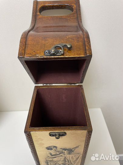 Коробка для бутылки подарочная ретро