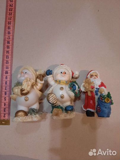 Новогодние статуэтки