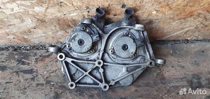 Крышка двигателя передняя Cadillac SRX 1 2003-2009