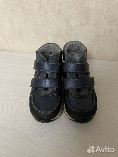 Ботинки на девочку 26 размер